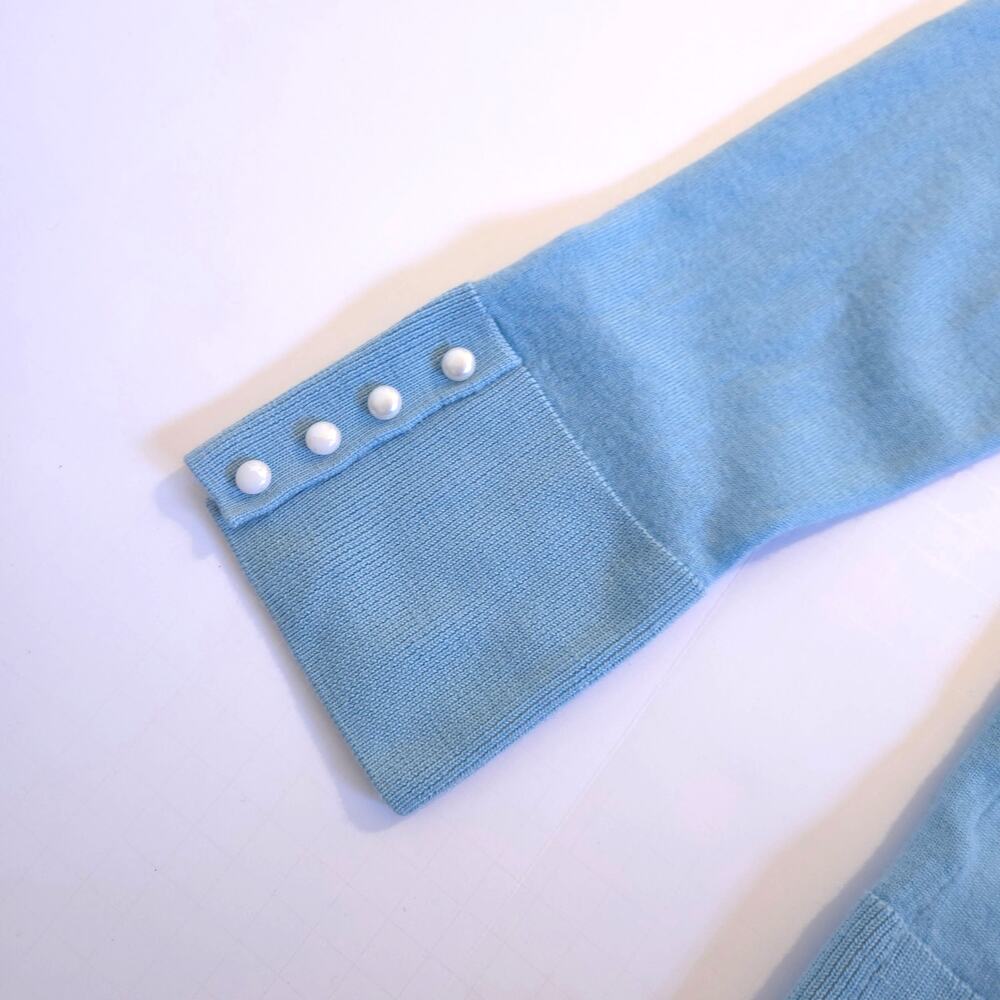 Talbots Light Blue Merino Wool Sweater w/ Pearl Button Cuffs Size M - Picture 4 of 7